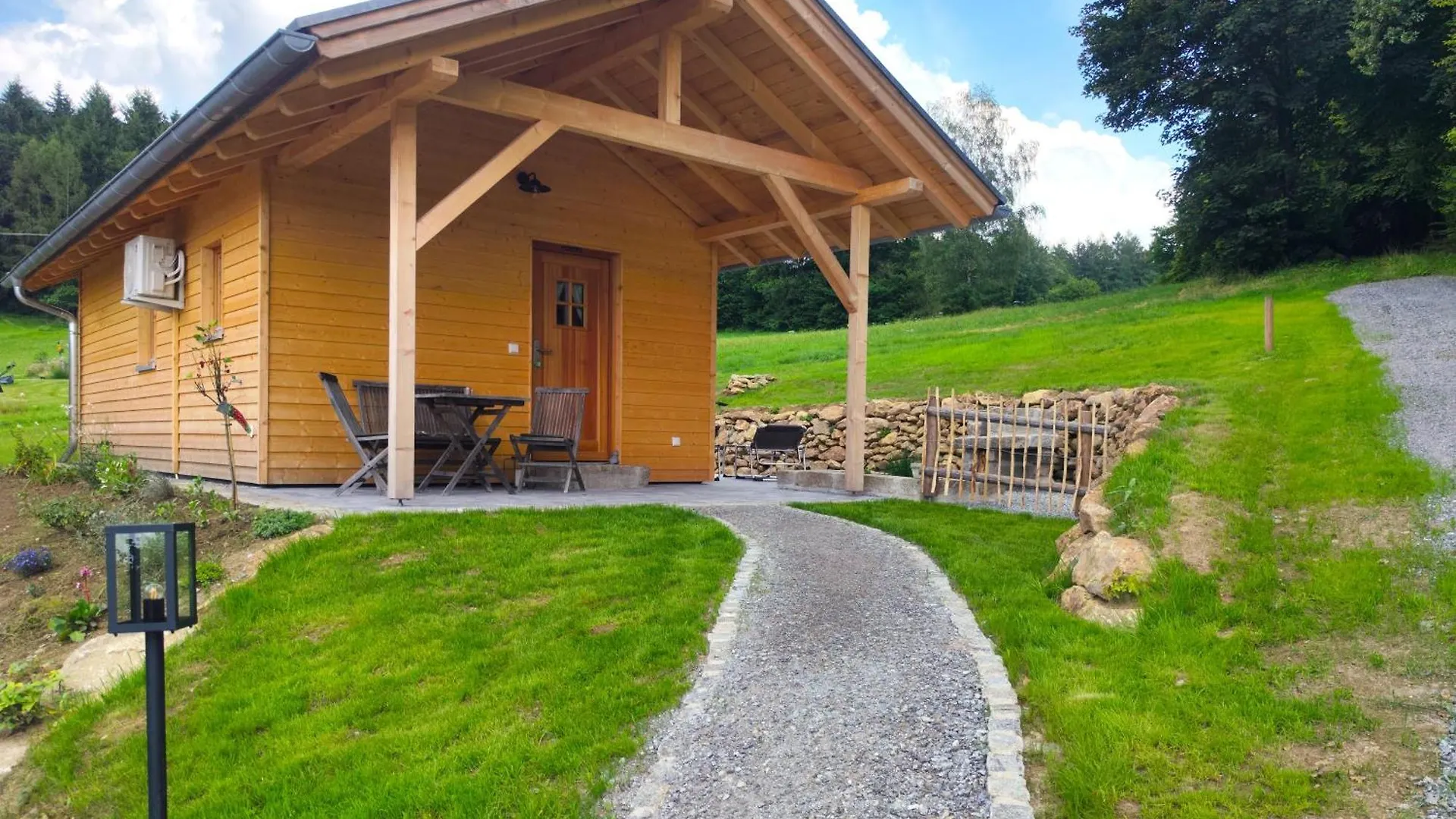 Vronichalets - Tiny Chalets Mit Sauna Neukirchen  Neukirchen (Lower Bavaria)